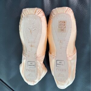 Freed of London Clef Maker